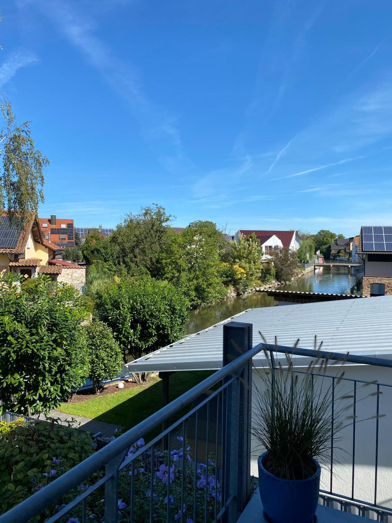 Harmony Apartment, Your Holiday Home In Rust With Balcony & River-View, 5Min To Europa-Park Eksteriør billede